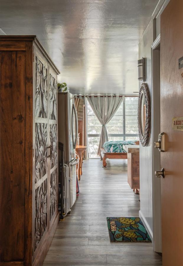 Breezy Beachfront Bali-Style Haven 180 Degree Oceanview Hau'ula Exterior photo